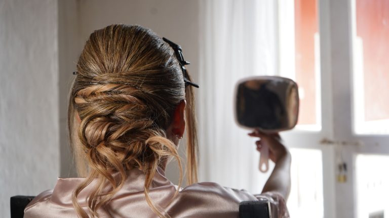 Styling & Hochsteckfrisuren